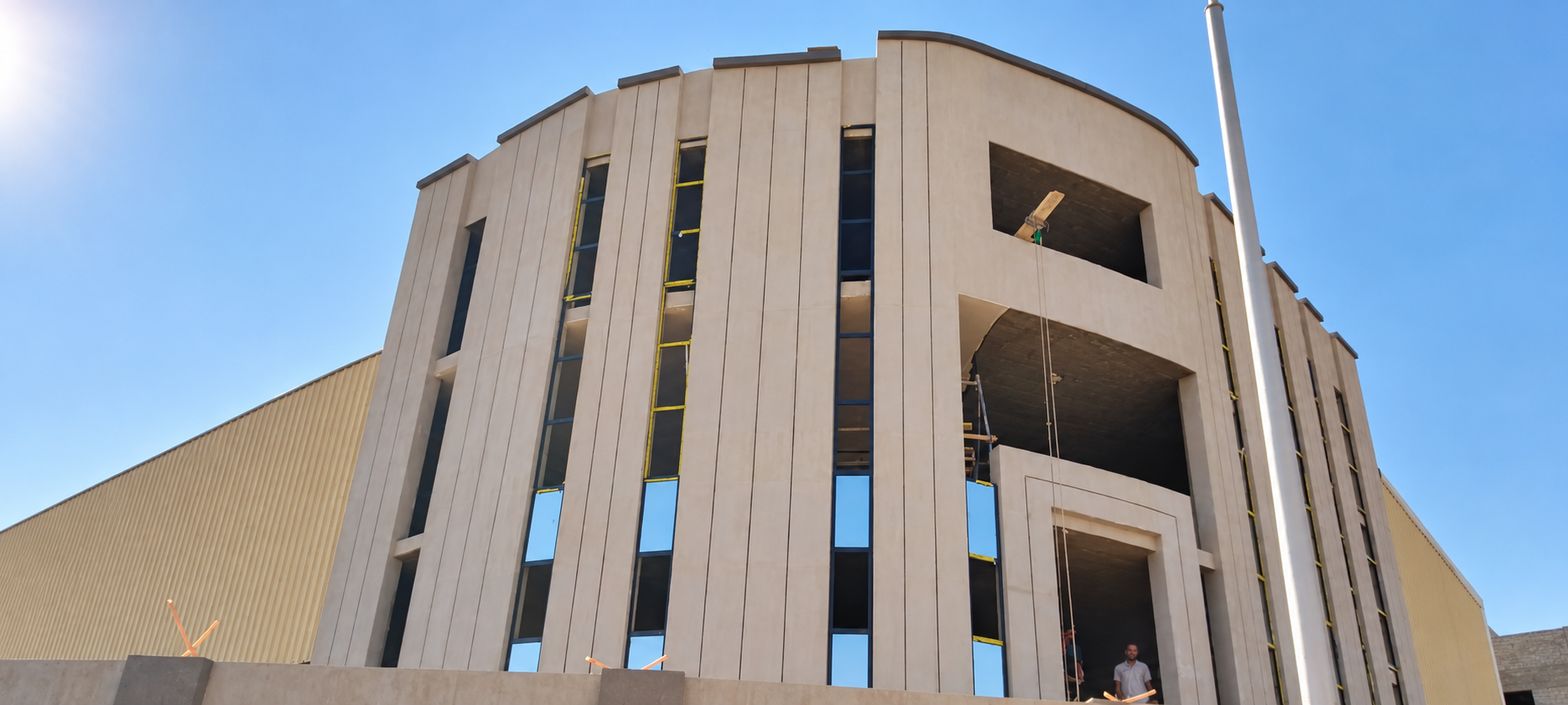 Building at the Badr Factory project