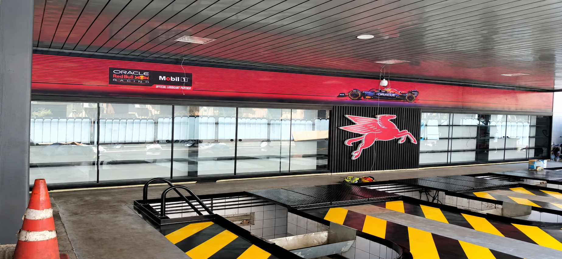 Mobil 1 Center — project photograph 4